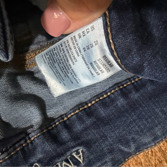 American Eagle Outfitters Dark Blue Artist Flare Jeans Size 20 - Picture 6 of 6